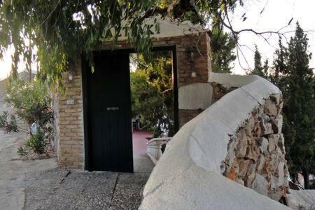 Tramontana Villa Hydra (Saronic Islands)